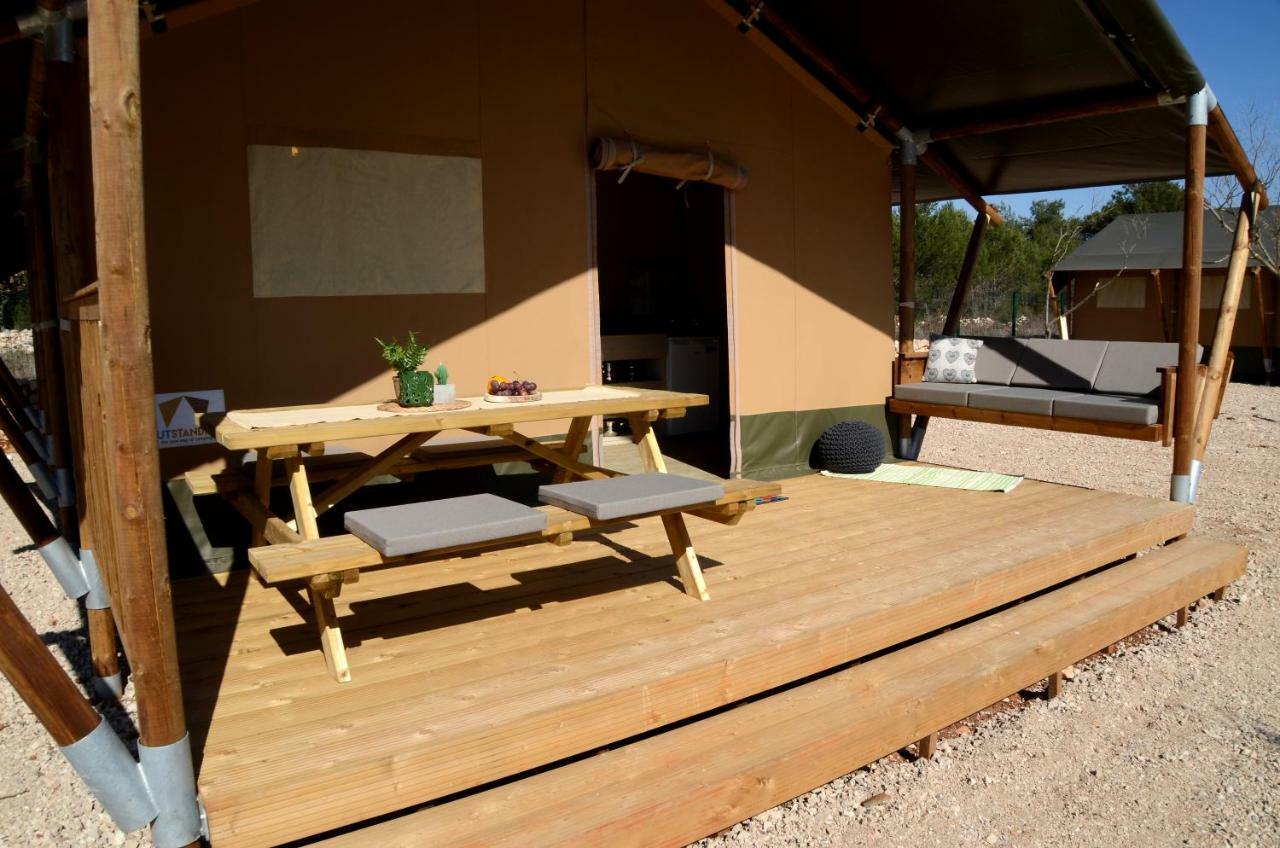 Grande Glamping With Pool Hotel Biograd Na Moru Exterior foto